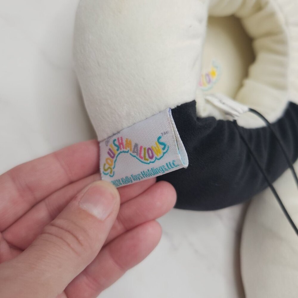 NWT Original Squishmallows Jazwares Christmas Slippers Cat Christmas Tree 6-7 - Picture 4 of 7